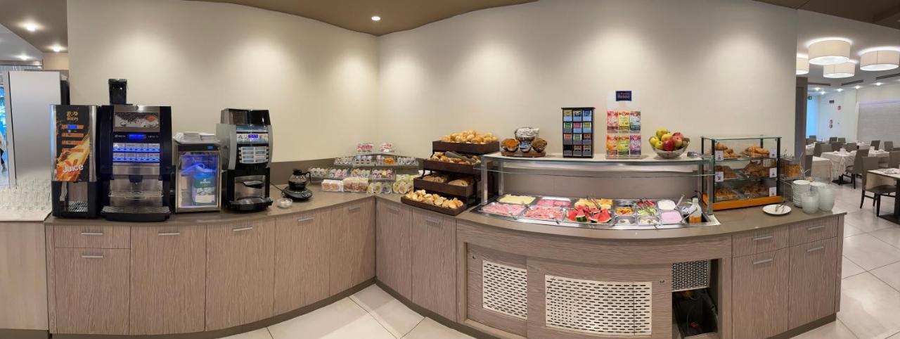 Hotel Montreal Bibione Exterior photo